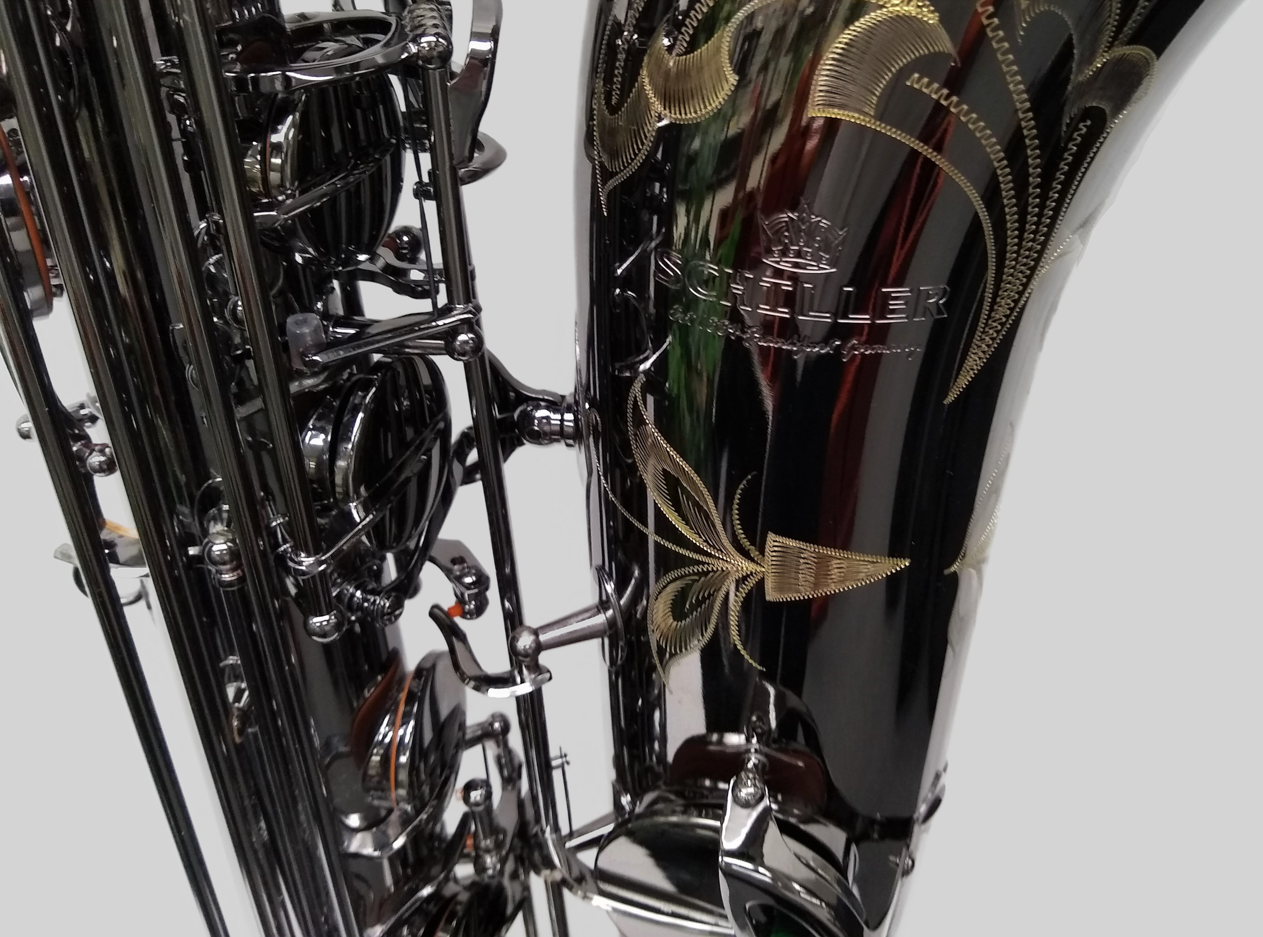 Elite V Baritone Saxophone Black Nickel